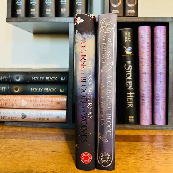 Fairyloot Exclusive Signed A Curse Of
Blood and Wolves by Melissa McTernan - Picture 7 of 15